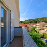 Apartment Tariba Supetarska Draga