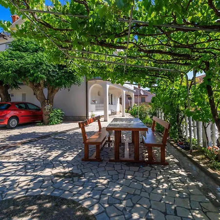 Tariba * Supetarska Draga